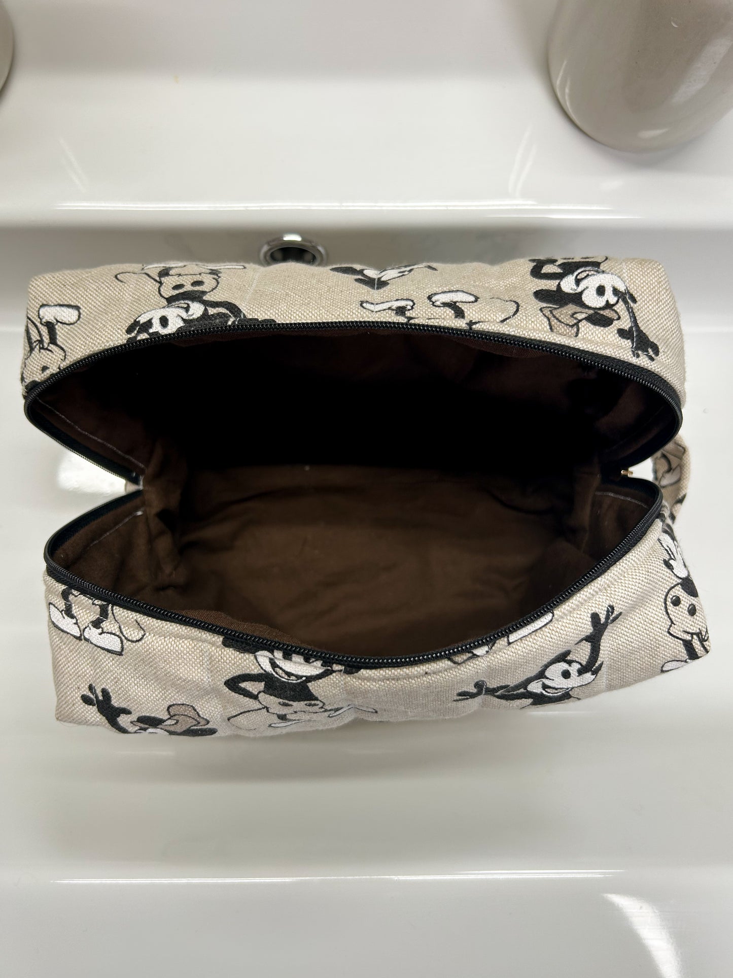 Trousse de toilette XXL matelassée - old Mickey