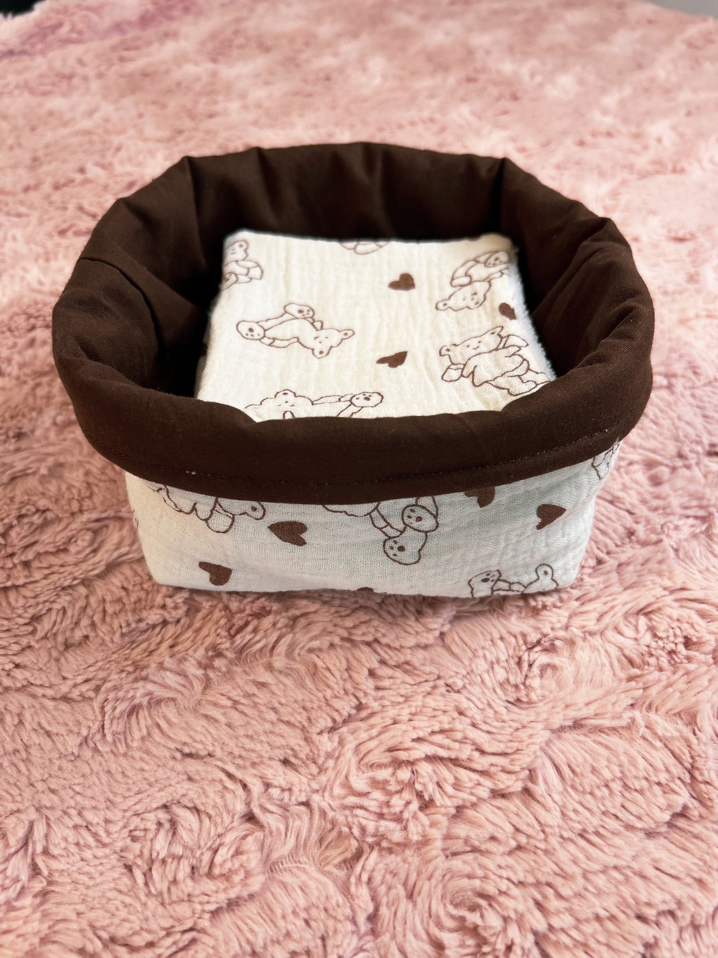 Lingettes lavables et leur panière de rangement
