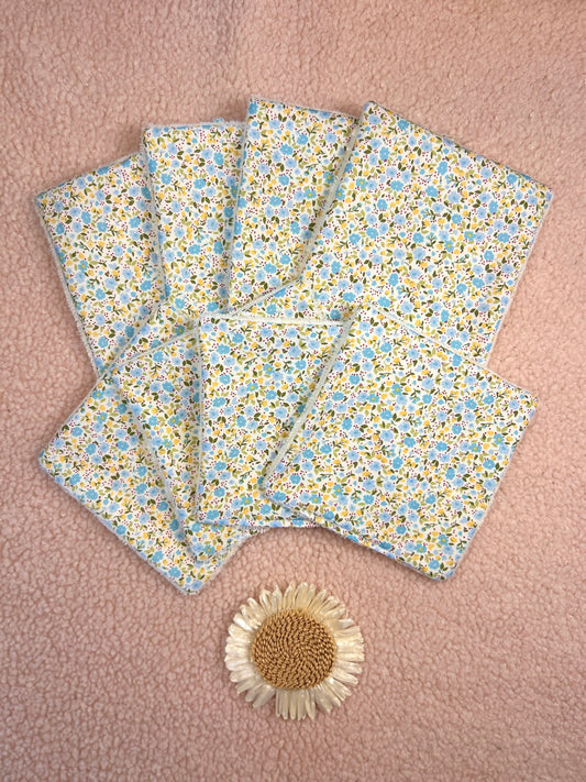 Lingettes lavables ou étirés fleurs bleues - lot de 8 lingettes