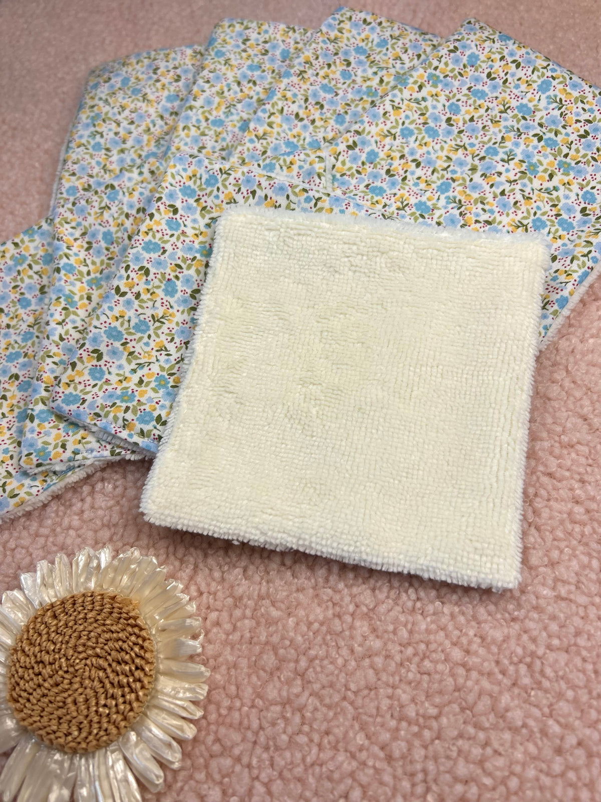 Lingettes lavables ou étirés fleurs bleues - lot de 8 lingettes