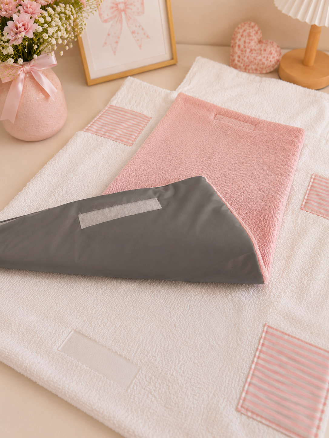 Matelas à langer nomade avec son noeud rembourré 🌸