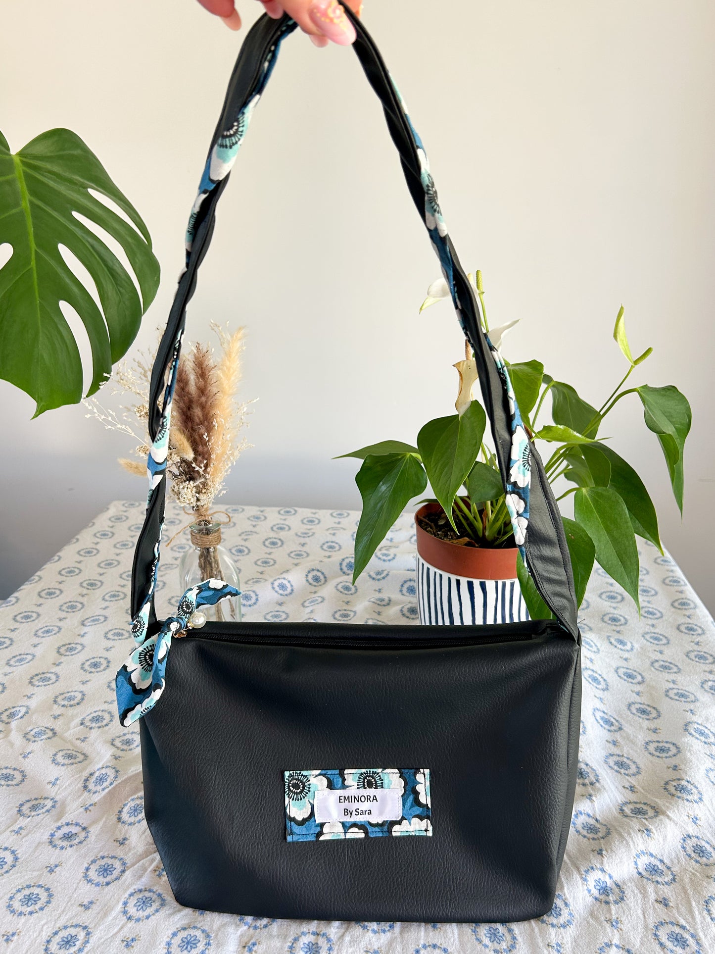 Sac bandoulière & portefeuille “Midnight Blossom” 🪻
