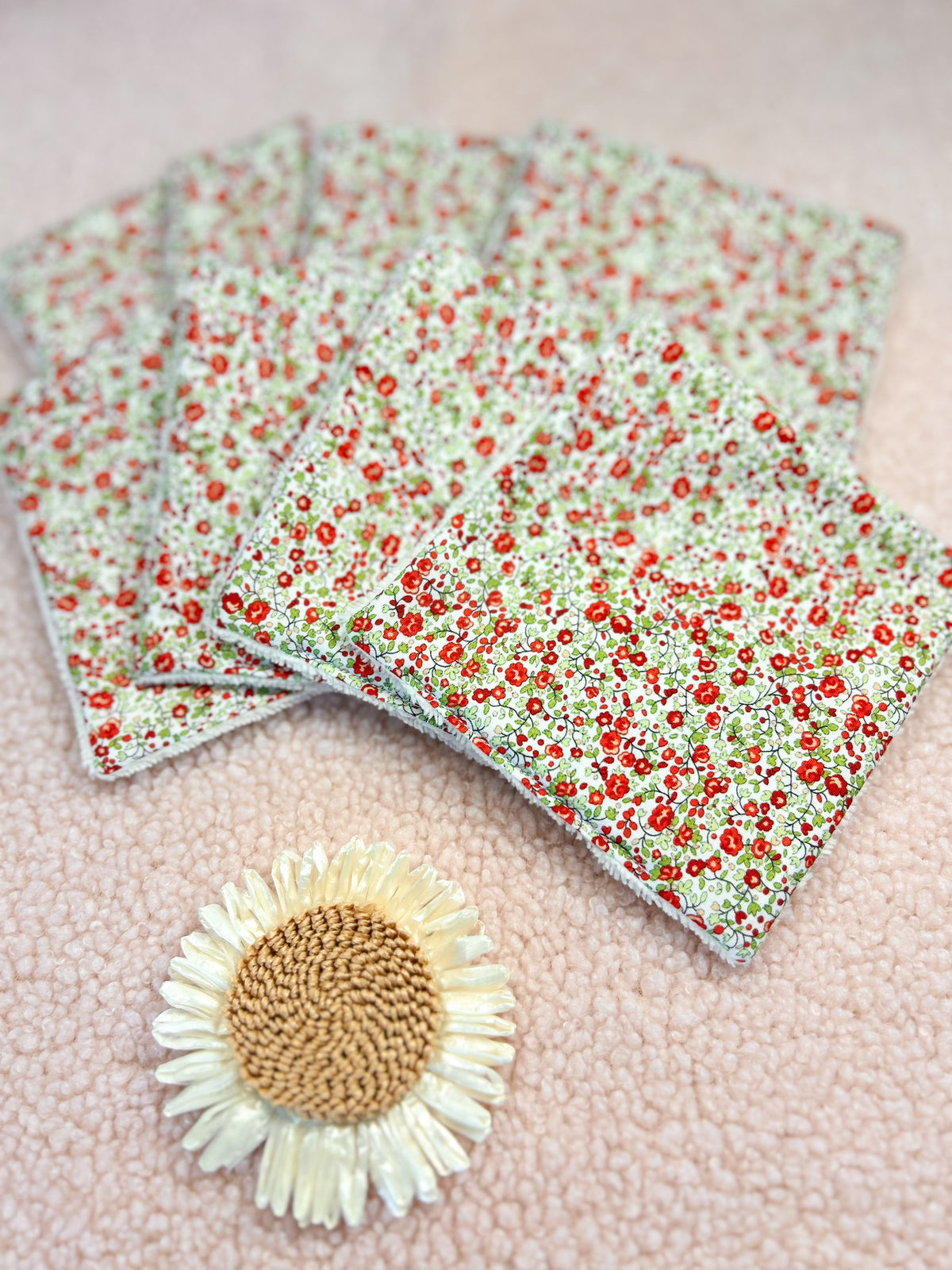 Lingettes lavables fleurs rouges - lot de 8 lingettes